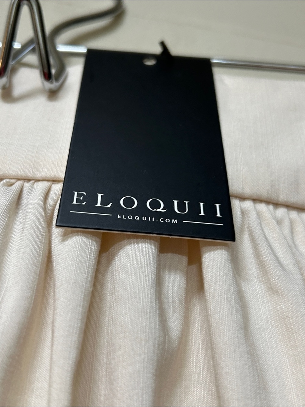 NWT Eloquii Cream Maxi Skirt with Gathered Waist size 26 - Picture 2 of 8